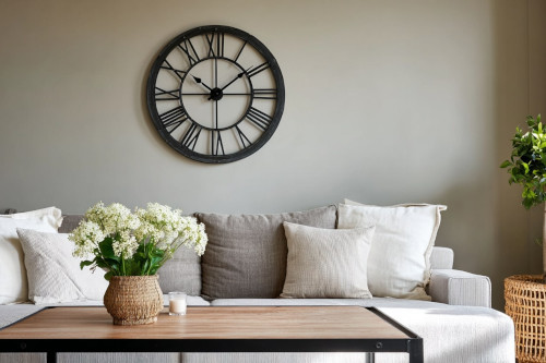 Na jakiej wysokości powiesić zegar ścienny?